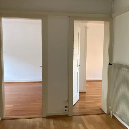 דירה Central Apartment *